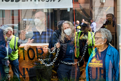 Climate Activists Occupy Wells Fargo Global Headquarters:April 25, 2022